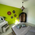 Tatil Evi Charming With Secure Private Parking
